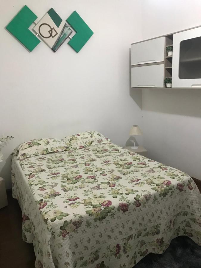 Hostel Gru Economico Com Quartos Individuais E Translado Гуарульюс Экстерьер фото
