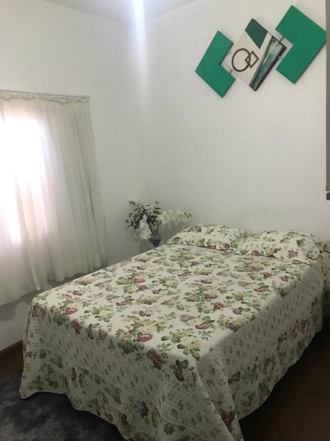 Hostel Gru Economico Com Quartos Individuais E Translado Гуарульюс Экстерьер фото