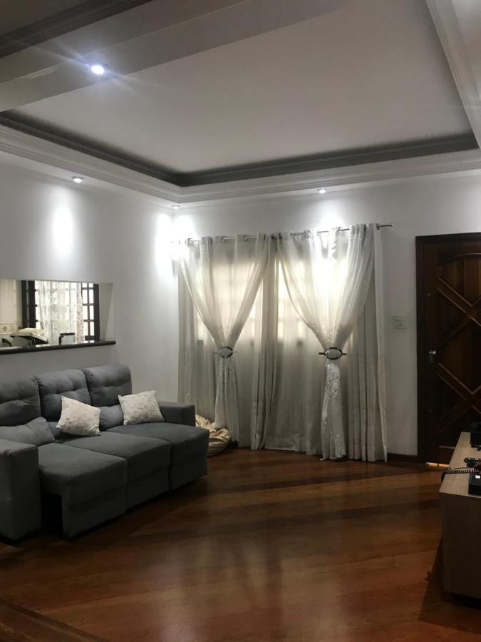 Hostel Gru Economico Com Quartos Individuais E Translado Гуарульюс Экстерьер фото